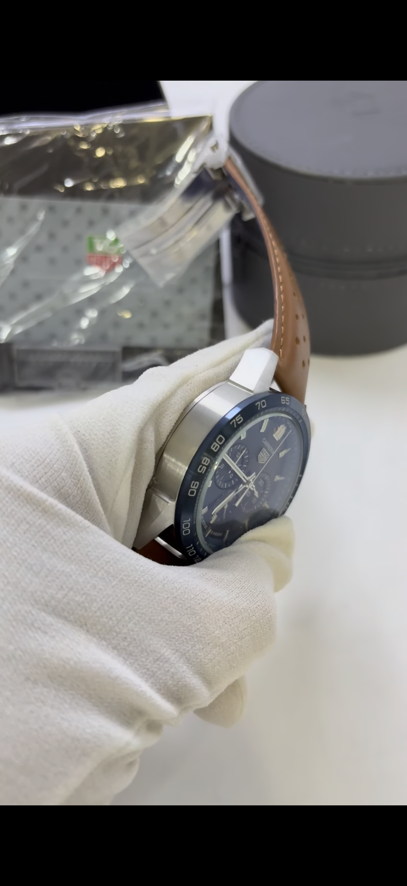 Relogio Tag Heuer Carrera - Couro 43mm - Safira - Quartzo