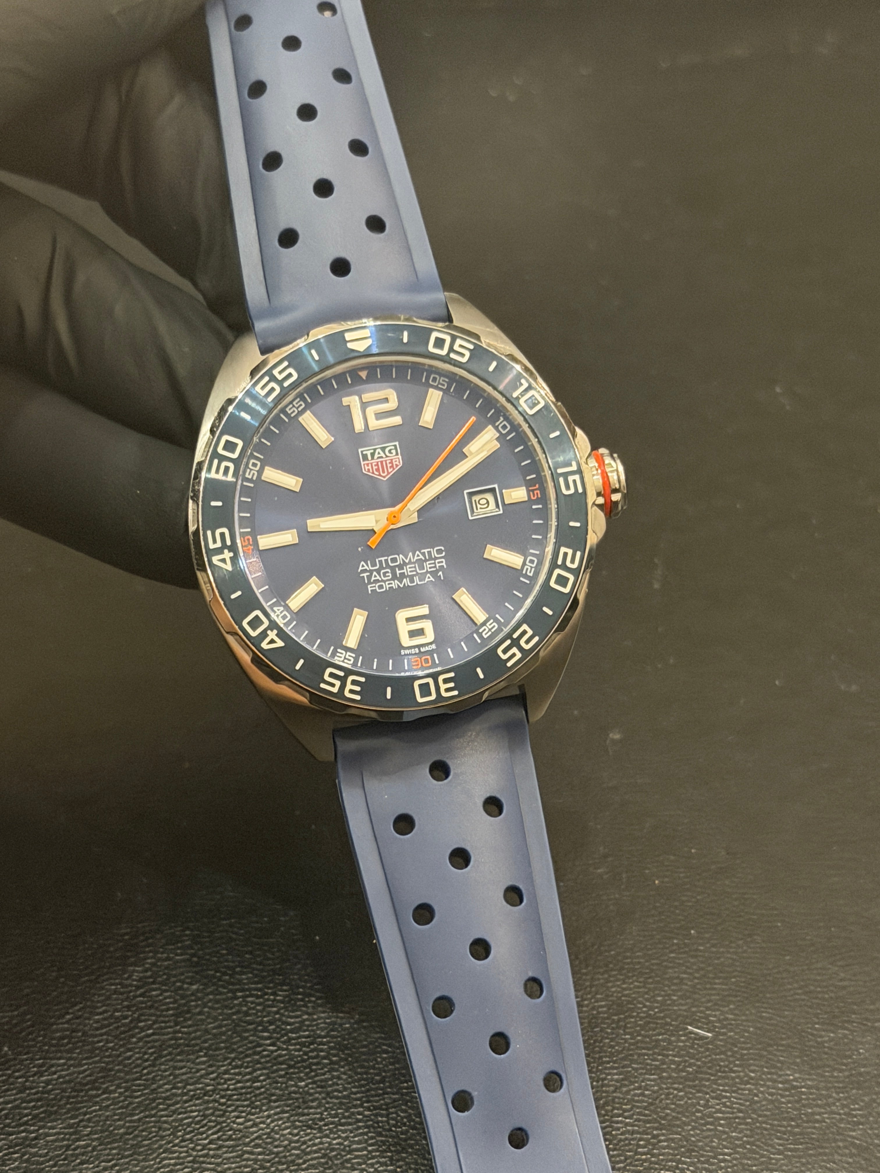 Tag Heuer Formula 1 Azul Borracha 43mm - Automático - Vidro Safira