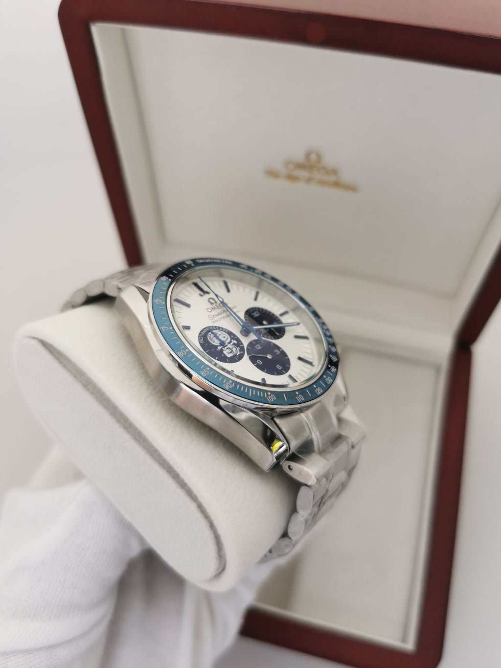 Omega Speedmaster Snoopy Premium AAA+ – 43mm | Edição Especial