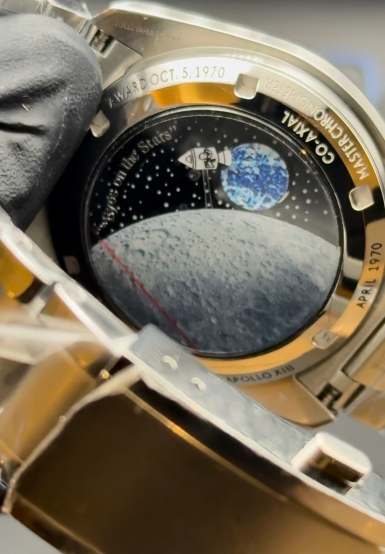 OMEGA Snoopy #50 Anniversary - Linha Super - ETA - Foguete se Move