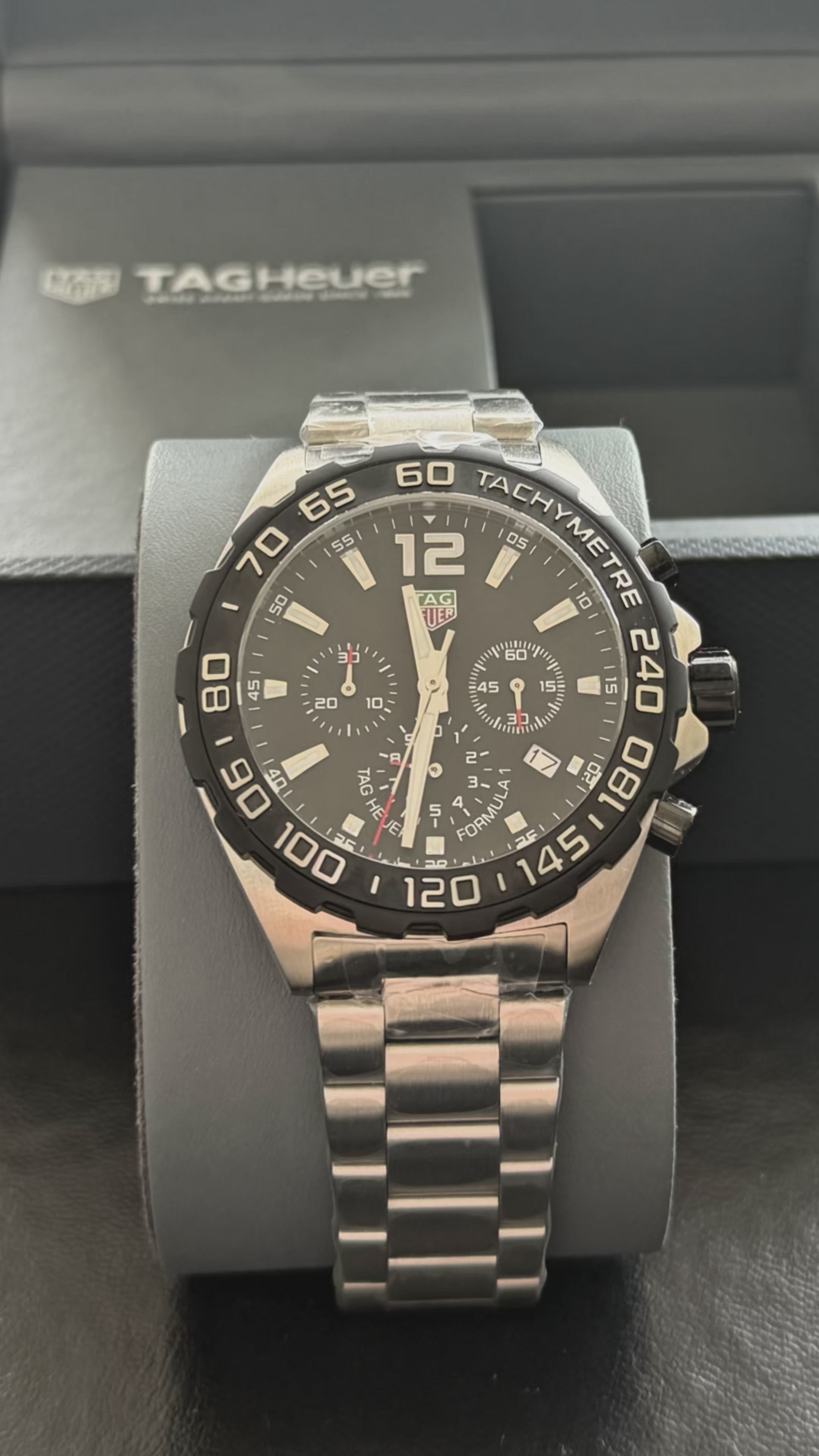 TAG Heuer Formula 1 – Cronógrafo Funcional – 43mm - Vidro Safira - Quartzo - Aço 904l